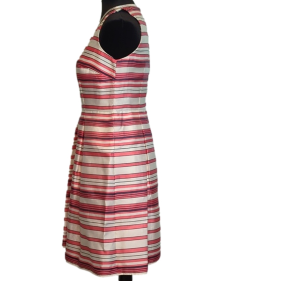 Ann Taylor Dress 🌟Host Pick🌟 - Picture 7 of 7